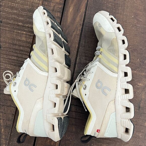 On Cloud Women's Running Shoes White Yellow Shift Vapor US Sz 8 - Picture 7 of 11